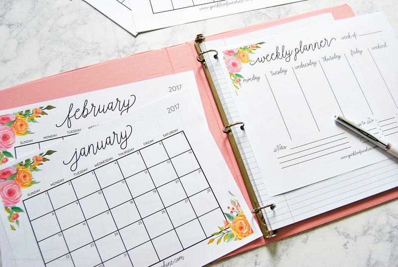 Free Printable 2017 Monthly Calendar and Weekly Planner